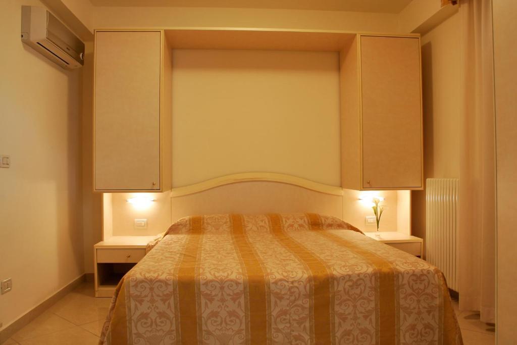 ريميني Residence Olimpo الغرفة الصورة
